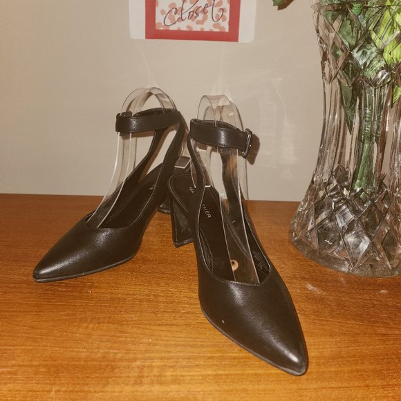 Marc Fisher Black Ankle Stap Block Heels - Picture 1 of 10